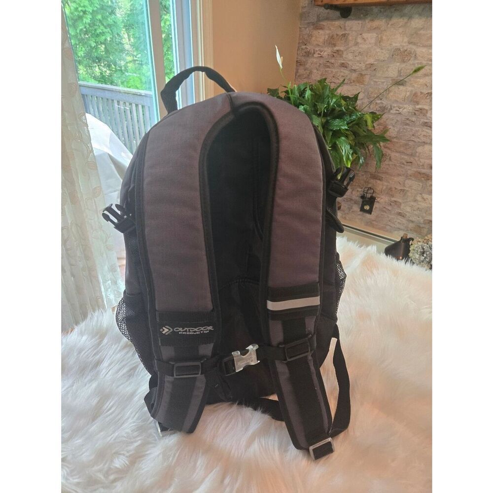 Outdoor Products Women's Blue Backpack - Everyday Commuter - Picture 4 of 4